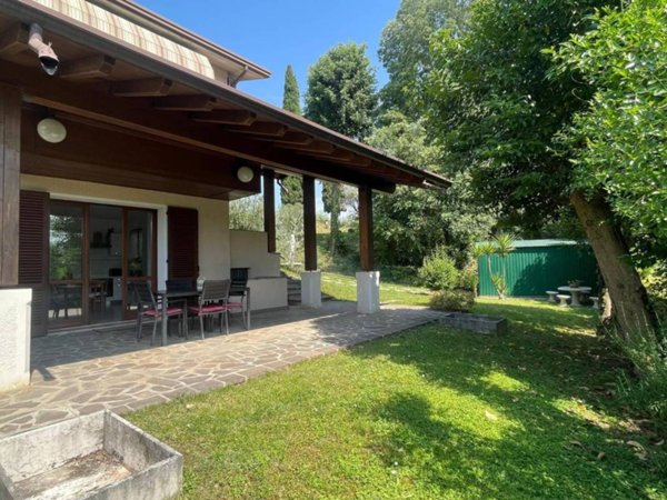 villa in affitto a San Felice del Benaco in zona Portese