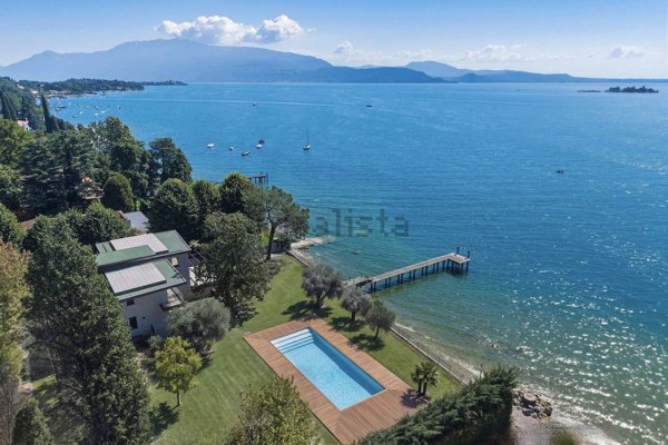 casa indipendente in affitto a San Felice del Benaco in zona Portese