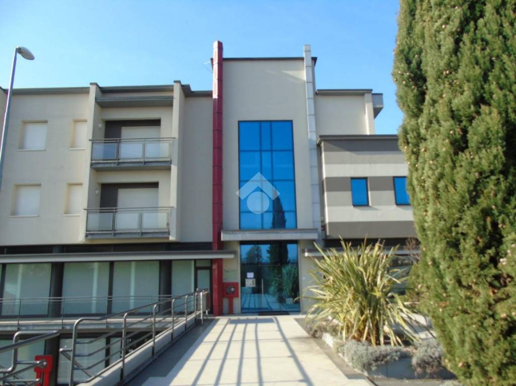 ufficio in affitto a San Zeno Naviglio