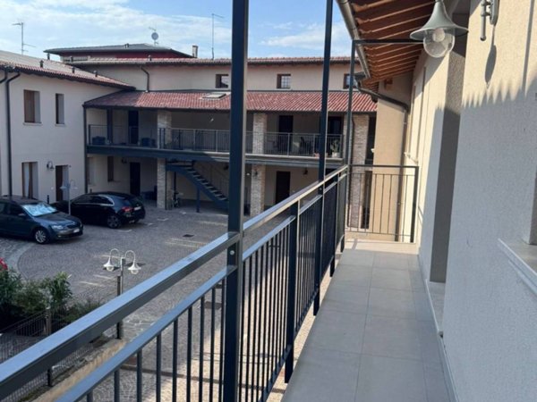 appartamento in affitto a San Zeno Naviglio in zona Caselle