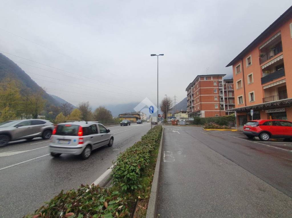 negozio in affitto a Sarezzo