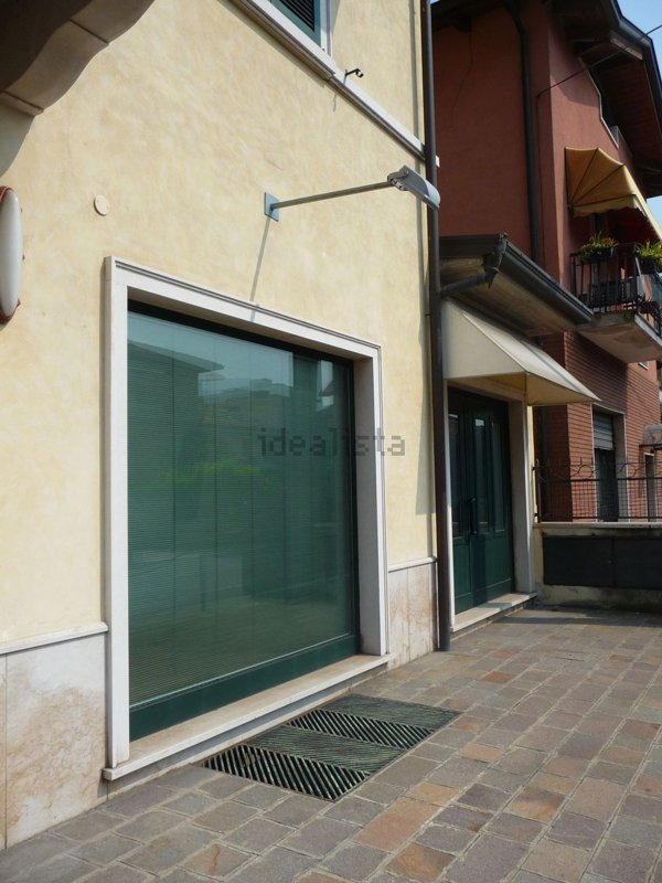 locale commerciale in affitto a Sarezzo