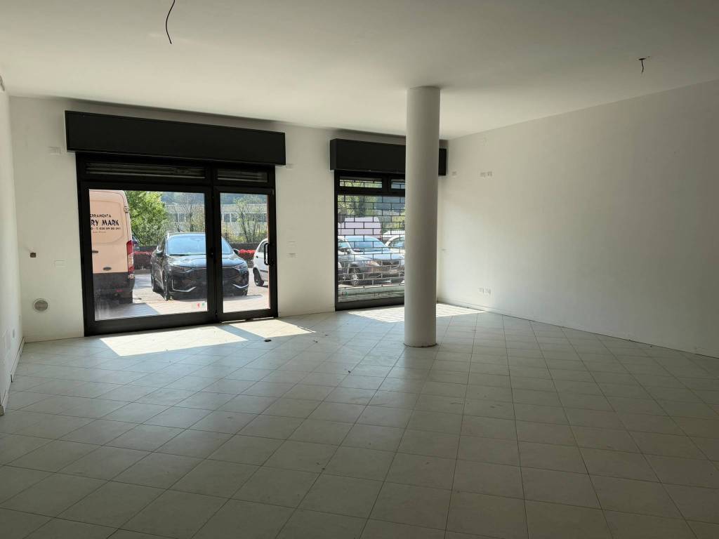 negozio in affitto a Sarezzo