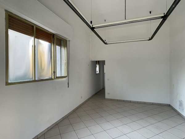 locale commerciale in affitto a Saviore dell'Adamello in zona Ponte