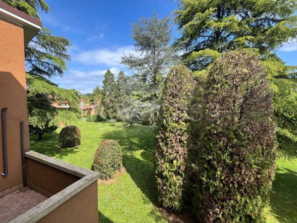 appartamento in affitto a Sirmione