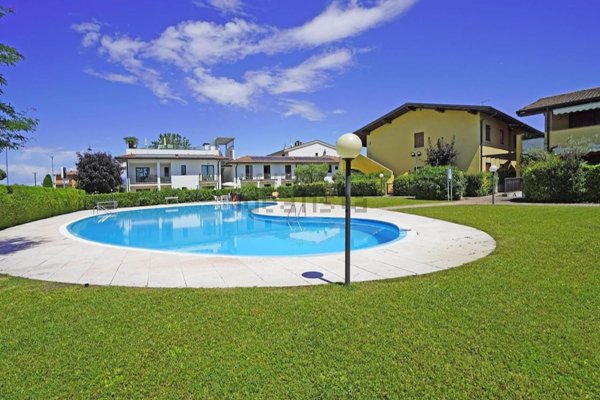 appartamento in affitto a Sirmione