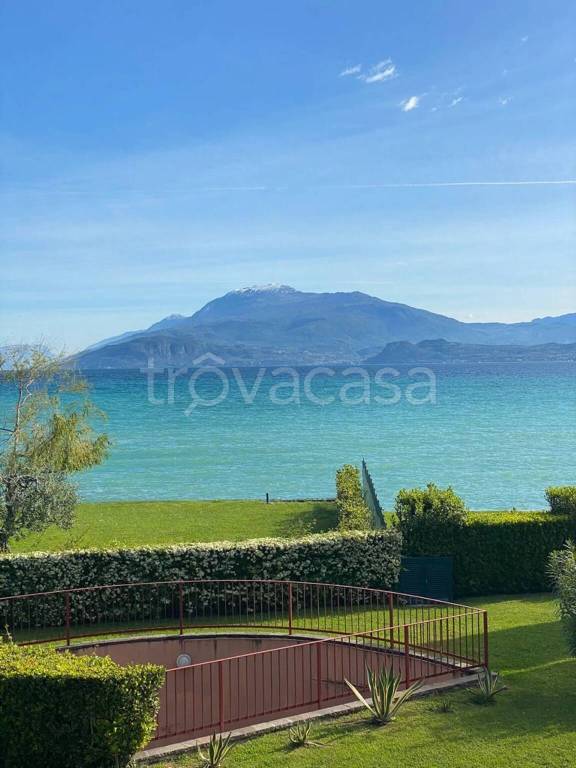 appartamento in affitto a Sirmione