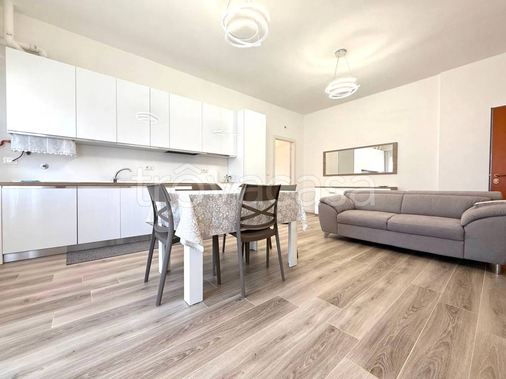 appartamento in affitto a Sirmione in zona Lugana