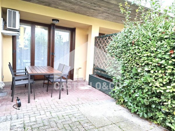 appartamento in affitto a Sirmione in zona Lugana