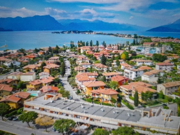 appartamento in affitto a Sirmione