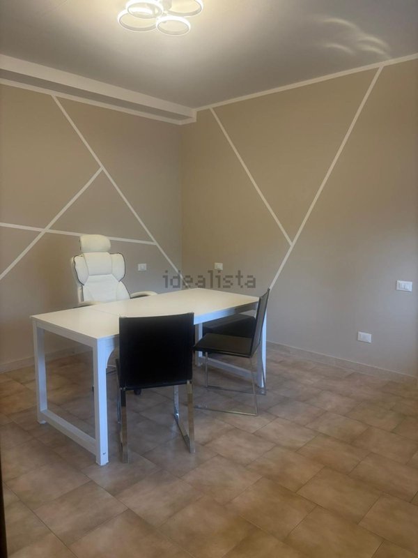 ufficio in affitto a Sirmione