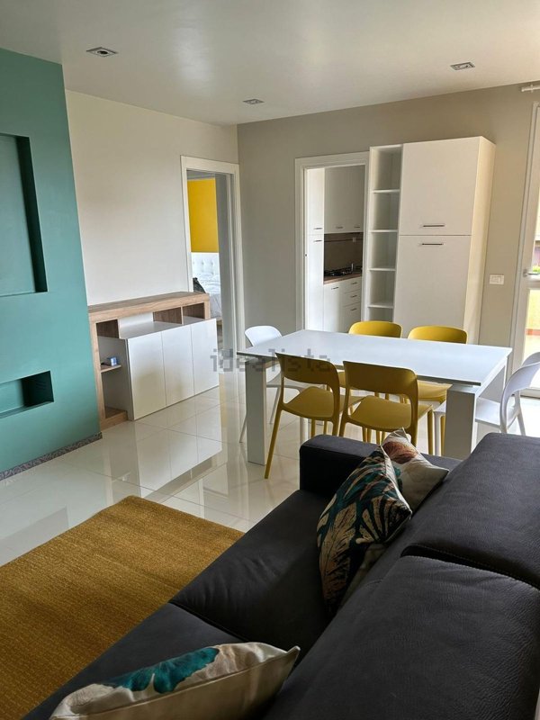 appartamento in affitto a Sirmione in zona Colombare