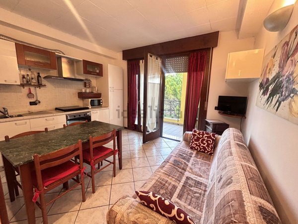 appartamento in affitto a Sirmione