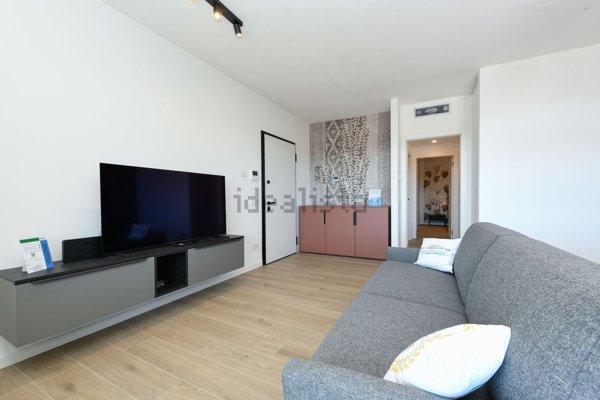 appartamento in affitto a Sirmione