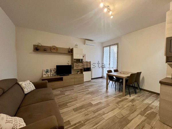 appartamento in affitto a Sirmione in zona Colombare