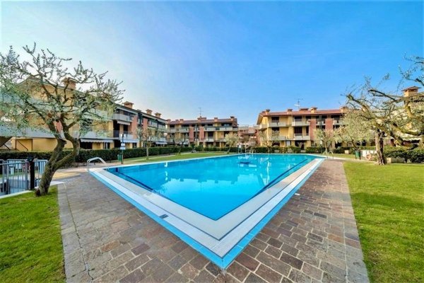 appartamento in affitto a Sirmione in zona Lugana