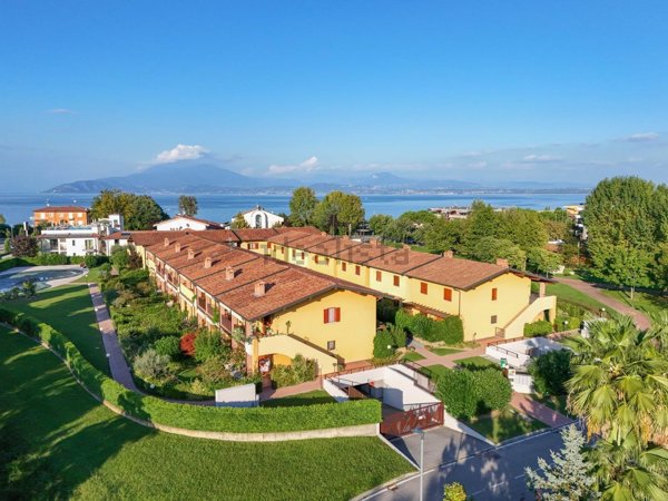appartamento in affitto a Sirmione in zona Lugana