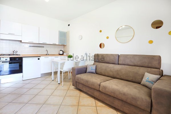 appartamento in affitto a Sirmione