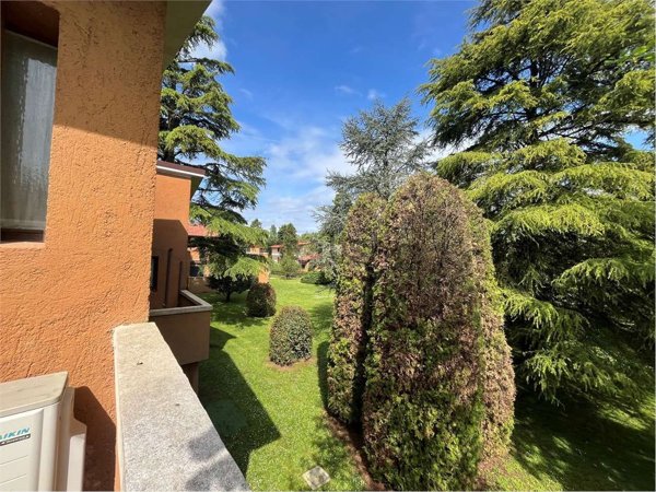 appartamento in affitto a Sirmione