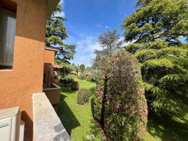 appartamento in affitto a Sirmione