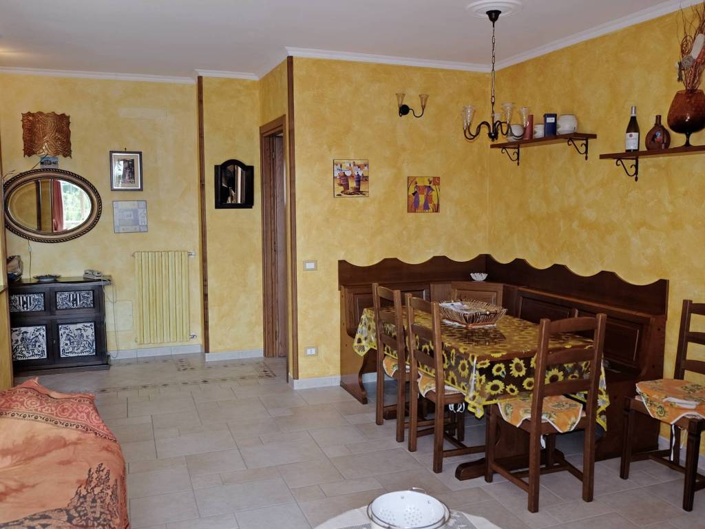 appartamento in affitto a Sirmione