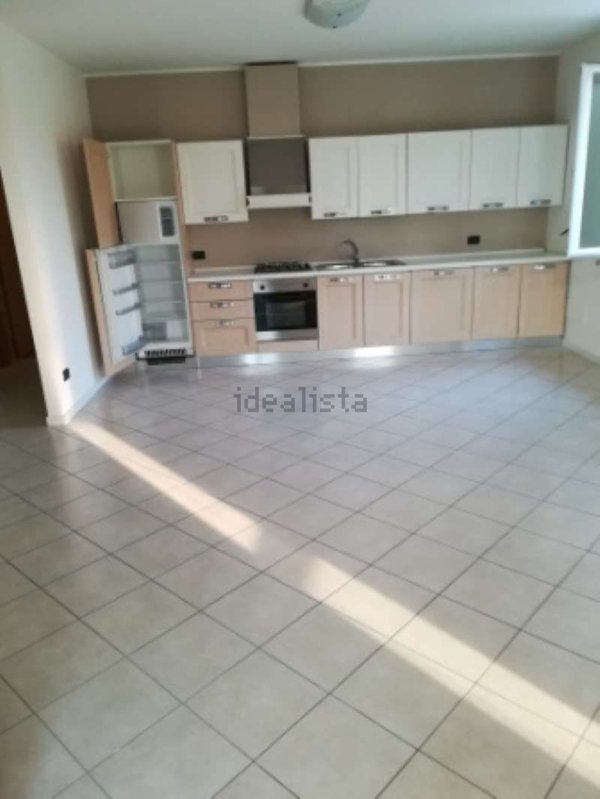 appartamento in affitto a Sirmione in zona Colombare