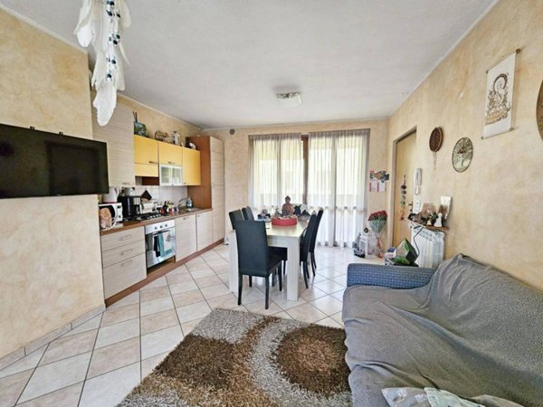 appartamento in affitto a Sirmione