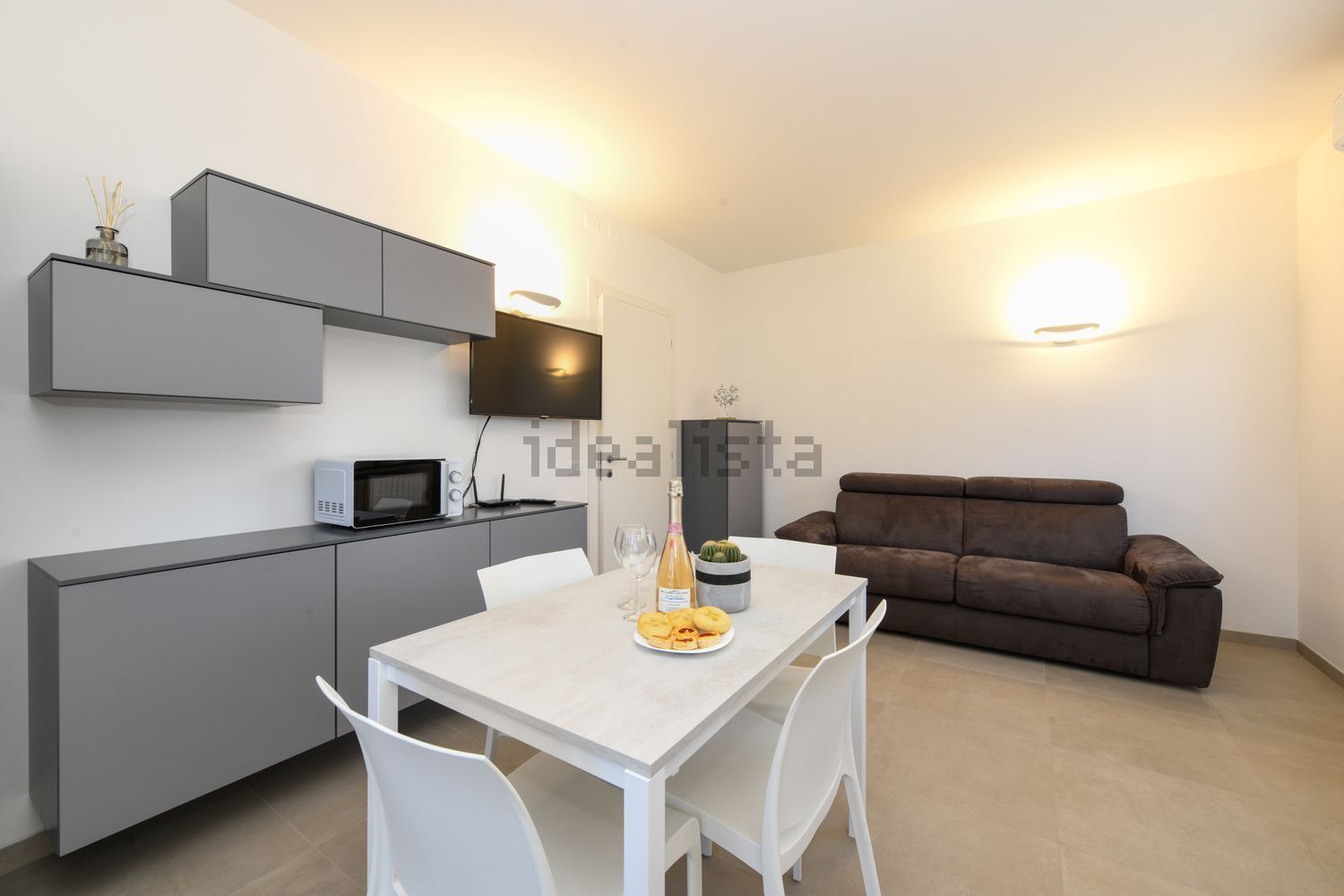 appartamento in affitto a Sirmione in zona Colombare