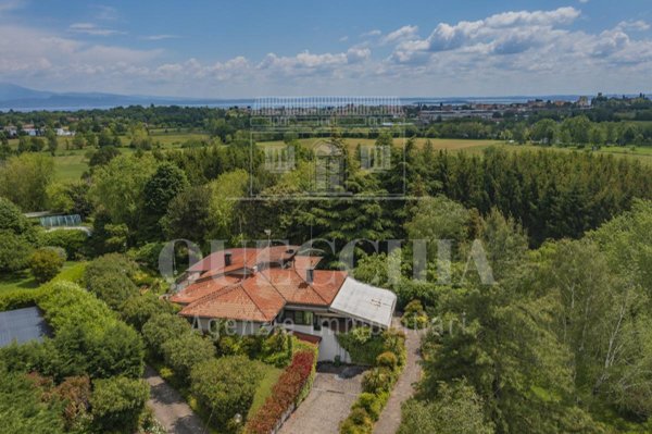 casa indipendente in vendita a Soiano del Lago