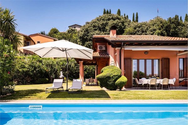 casa indipendente in affitto a Soiano del Lago