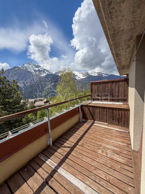 appartamento in affitto a Cesana Torinese in zona San Sicario Alto