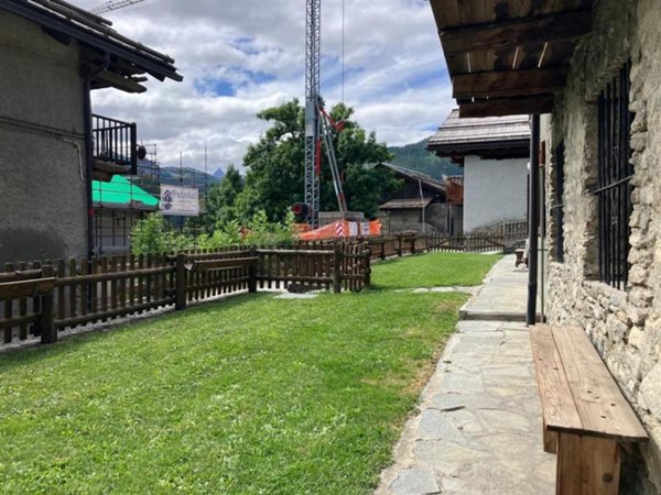 appartamento in affitto a Cesana Torinese