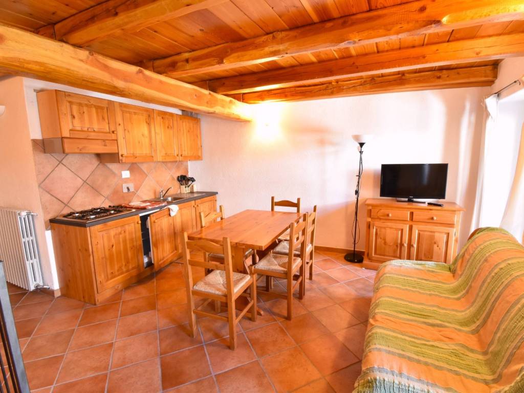 appartamento in affitto a Cesana Torinese in zona Bousson