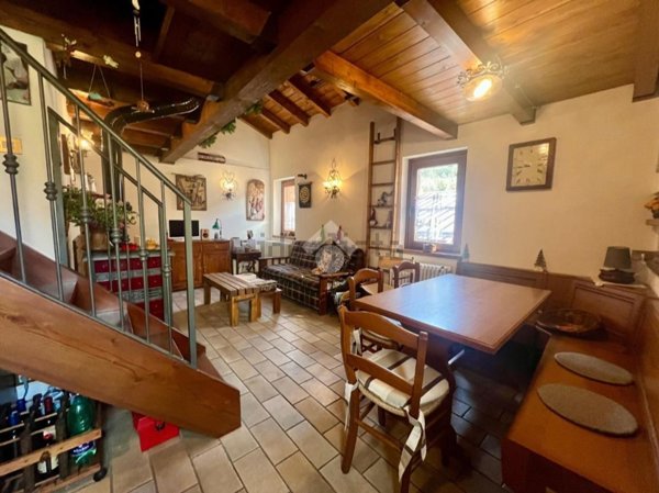 appartamento in affitto a Temù in zona Pontagna