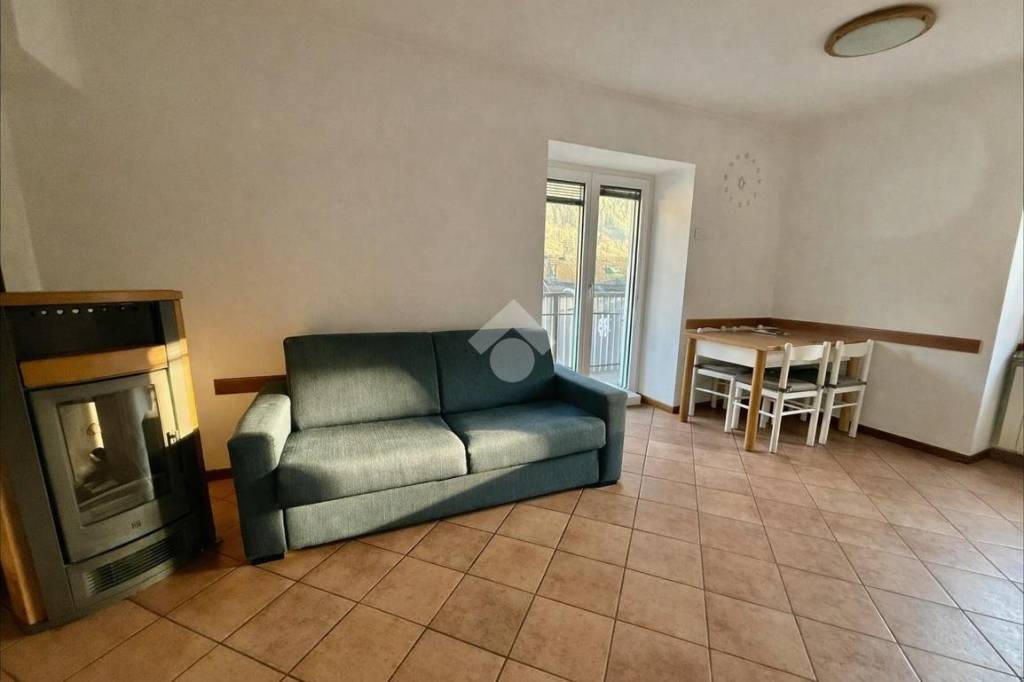appartamento in affitto a Temù in zona Pontagna