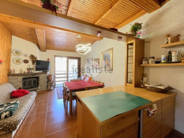 appartamento in affitto a Temù in zona Lecanù