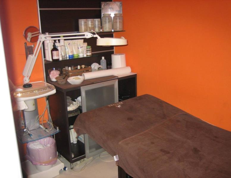 locale commerciale in affitto a Toscolano-Maderno in zona Maderno