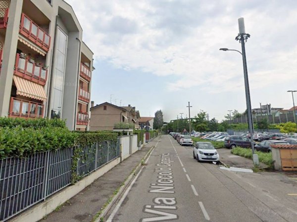 negozio in affitto a Toscolano-Maderno in zona Maderno