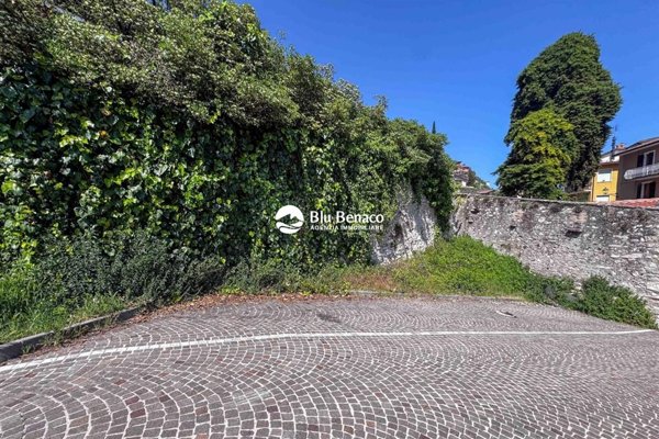 negozio in affitto a Toscolano-Maderno in zona Maderno