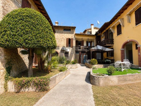 appartamento in affitto a Toscolano-Maderno in zona Toscolano