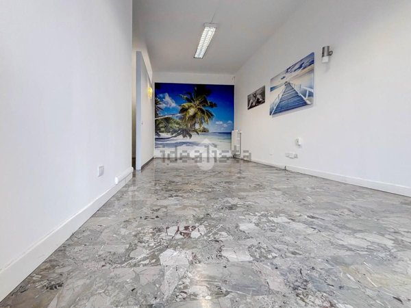 negozio in affitto a Travagliato