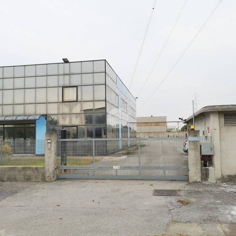ufficio in affitto a Travagliato