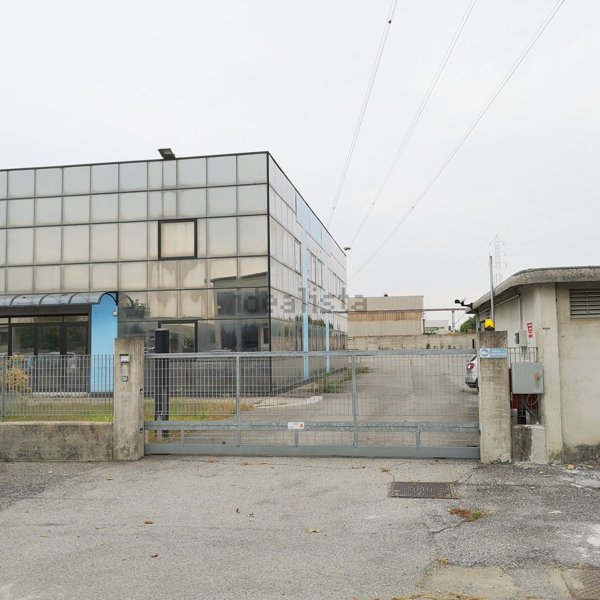 ufficio in affitto a Travagliato