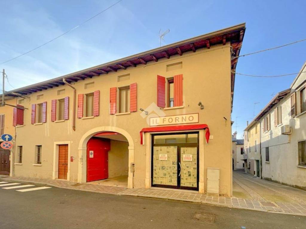 negozio in affitto a Verolanuova