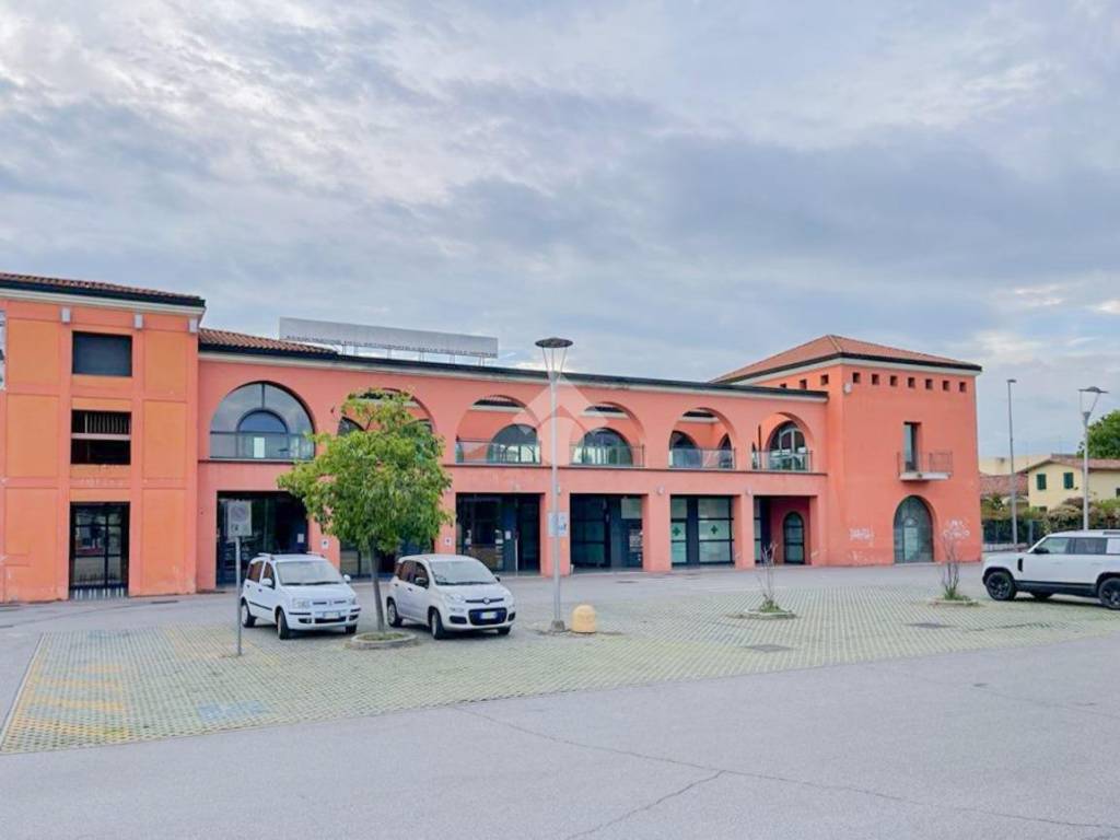 negozio in affitto a Verolanuova