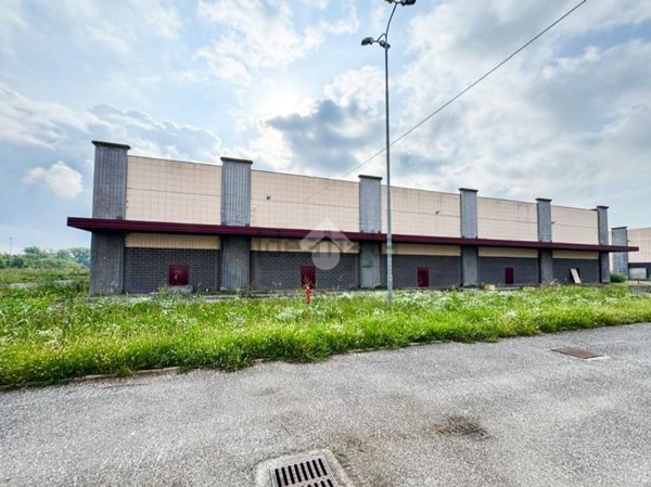 capannone in affitto a Verolanuova in zona Cadignano