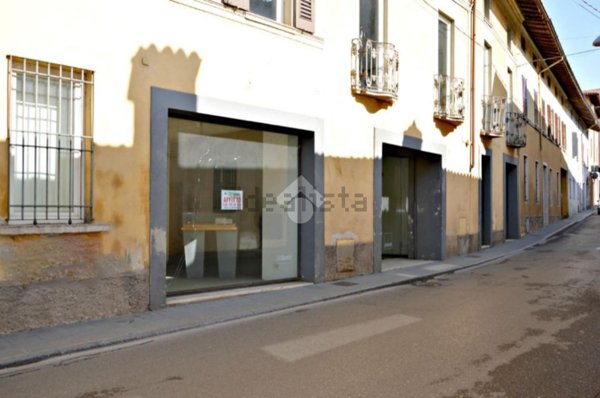 locale commerciale in affitto a Verolanuova
