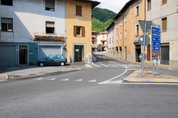 negozio in affitto a Vestone