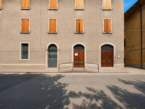ufficio in affitto a Vestone in zona Nozza