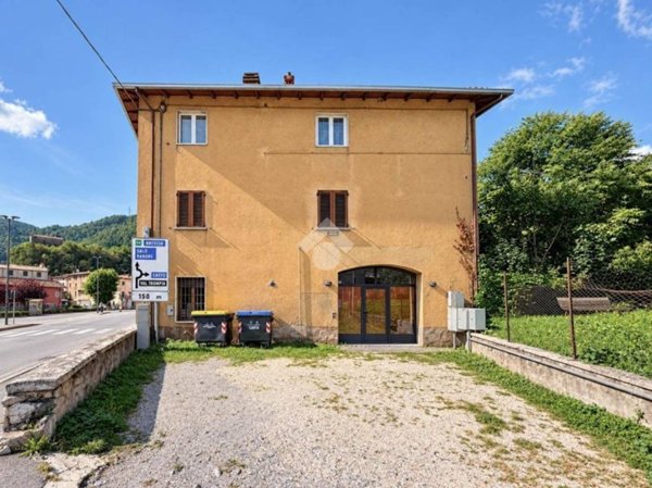 negozio in affitto a Vestone in zona Nozza